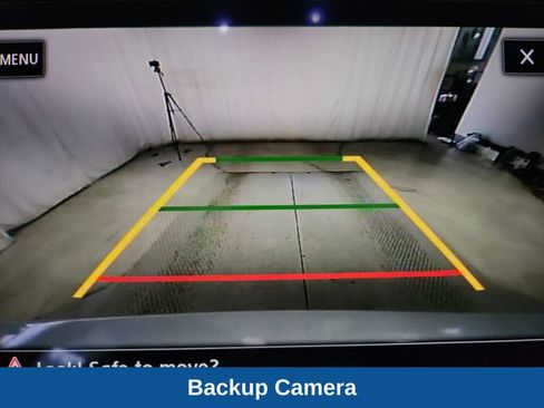 Used 2018 Volkswagen Tiguan SE FWD image 16