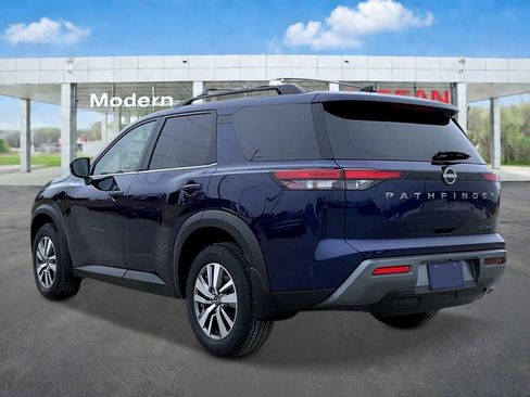 New 2026 Nissan Pathfinder SL AWD/4WD image 3