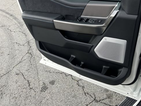 New 2026 Ford F350 Platinum image 22