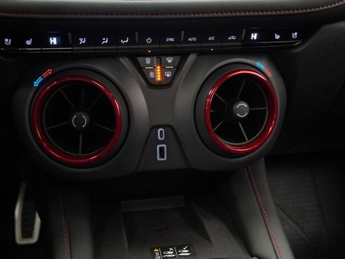 Used 2021 Chevrolet Blazer RS w/ Enhanced Convenience Package image 36