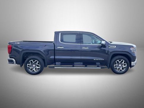 Certified 2023 GMC Sierra 1500 SLT w/ SLT Premium Package AWD/4WD image 4