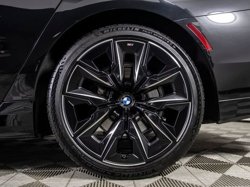 Used 2023 BMW 740i RWD image 43