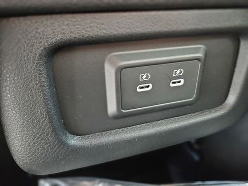 New 2026 Nissan Pathfinder SV FWD image 28