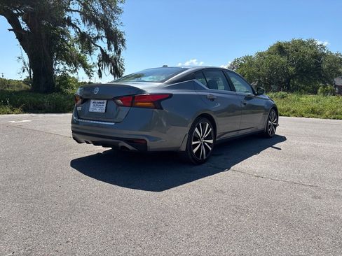 Used 2022 Nissan Altima 2.5 SR image 8