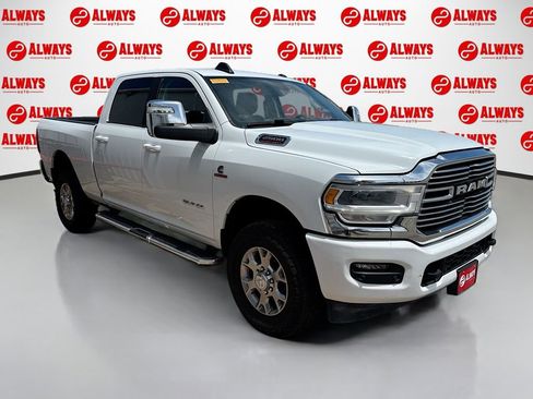 Used 2024 RAM 2500 Laramie AWD/4WD image 3
