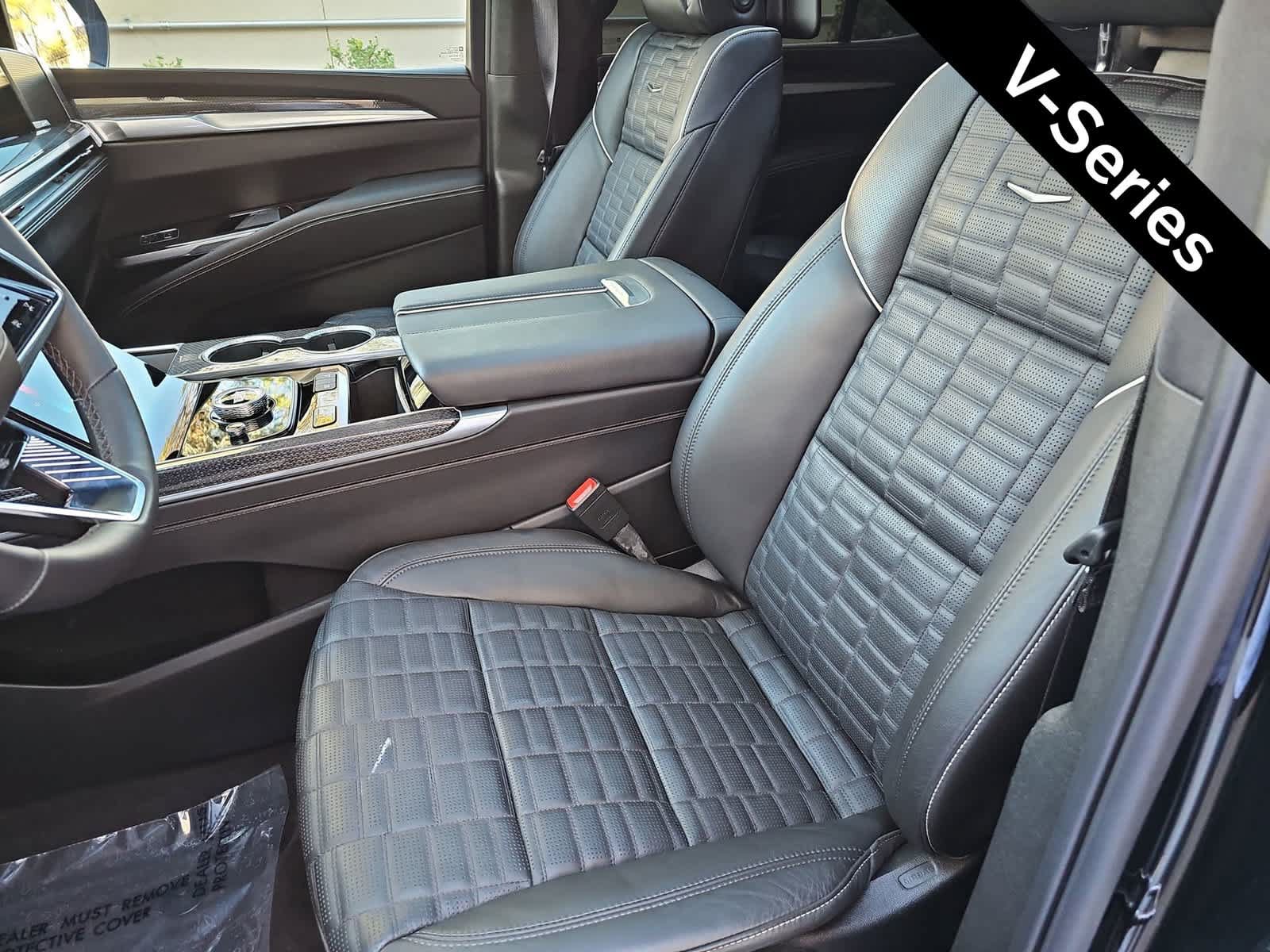 Used 2026 Cadillac Escalade V AWD/4WD image 14
