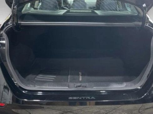 Used 2020 Nissan Sentra SV image 9