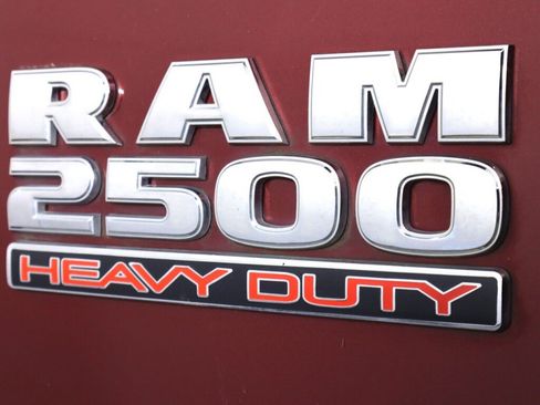 Used 2018 RAM 2500 Laramie w/ Convenience Group image 40