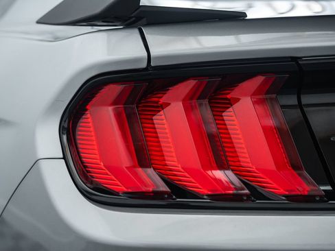 Used 2021 Ford Mustang Premium RWD image 8