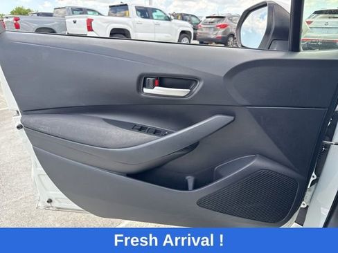 Used 2021 Toyota Corolla LE FWD image 10