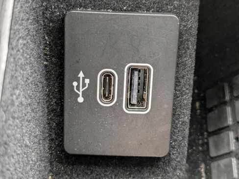 Certified 2025 Lincoln Navigator Reserve image 29