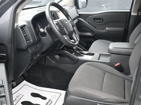 Used 2024 Nissan Frontier S AWD/4WD image 6