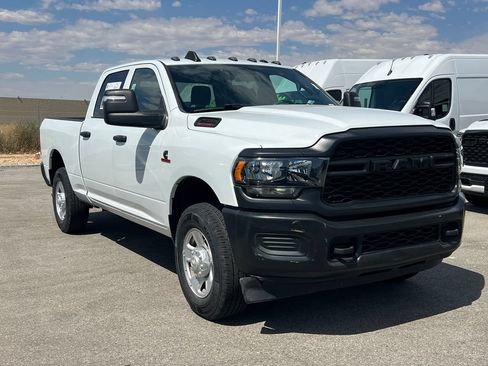 Certified 2024 RAM 2500 Tradesman w/ Snow Chief Group AWD/4WD image 10