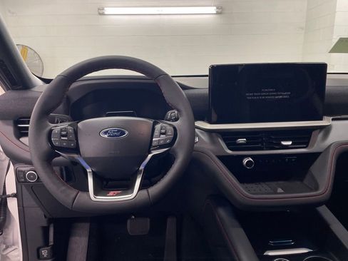 New 2025 Ford Explorer ST image 8