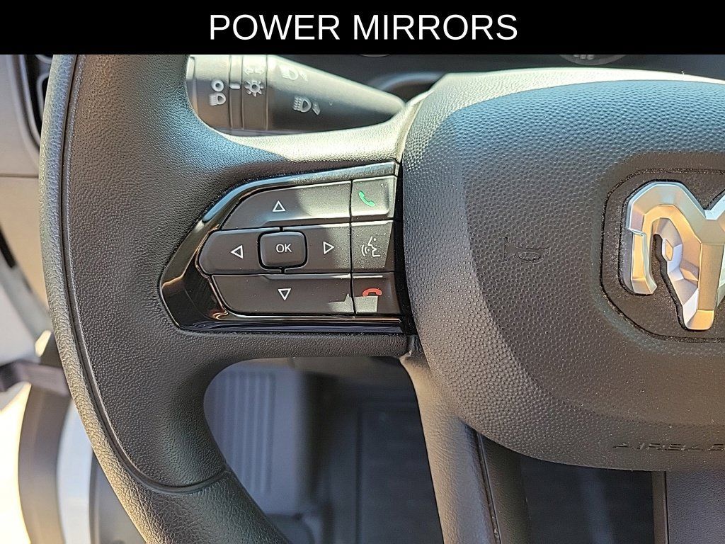 Used 2025 RAM ProMaster 2500 w/ Convenience Group FWD image 20