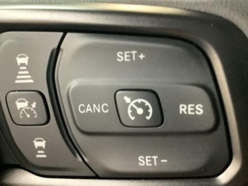 New 2026 Jeep Gladiator Sport AWD/4WD image 16