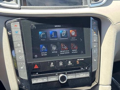 Certified 2025 INFINITI QX50 Luxe AWD/4WD image 22
