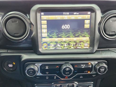 Used 2022 Jeep Gladiator Sport AWD/4WD image 30