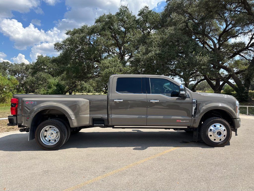 Used 2026 Ford F450 Platinum w/ Platinum Plus Package AWD/4WD image 4