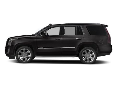Used 2017 Cadillac Escalade Luxury AWD/4WD image 3