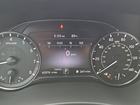 Used 2023 INFINITI QX80 Premium Select w/ All-Season Package AWD/4WD image 32