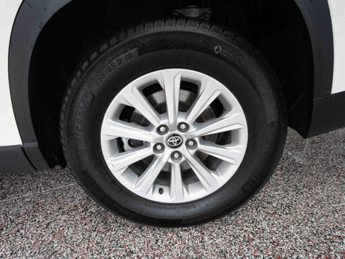 Used 2024 Toyota Grand Highlander AWD image 30