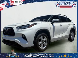 Used 2020 Toyota Highlander LE AWD/4WD video 1