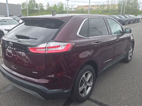 Used 2022 Ford Edge SEL w/ Convenience Package image 5