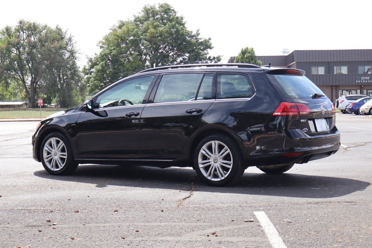 Used 2016 Volkswagen Golf Limited Edition FWD image 7