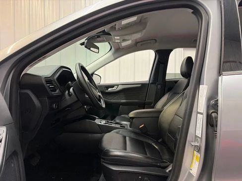 Used 2023 Ford Escape Platinum AWD/4WD image 11