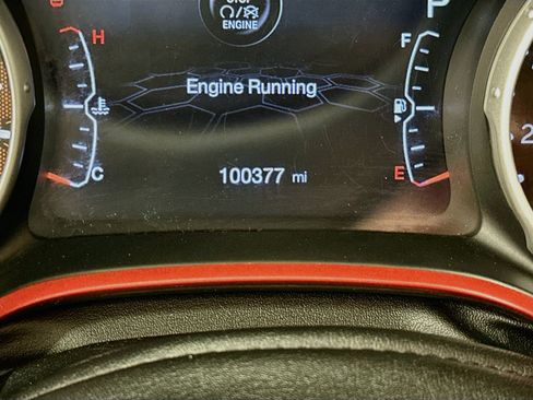 Used 2019 Jeep Compass Trailhawk w/ Cold Weather Group AWD/4WD image 19