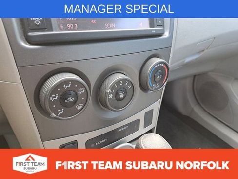 Used 2013 Toyota Corolla LE image 14