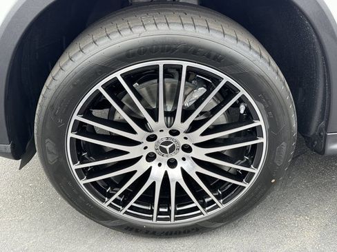 New 2026 Mercedes-Benz GLC 300 image 7