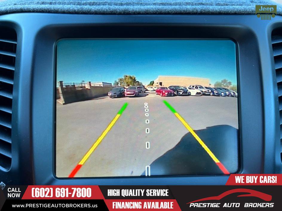 Used 2015 Jeep Cherokee Latitude w/ Comfort/Convenience Group FWD image 31