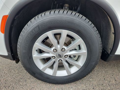 Used 2021 Dodge Durango SXT AWD/4WD image 16