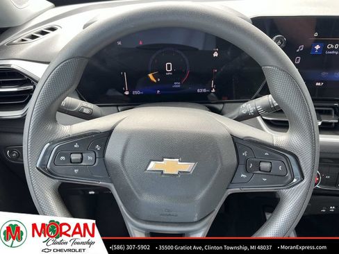 Used 2026 Chevrolet TrailBlazer LT w/ Driver Confidence Package FWD image 19