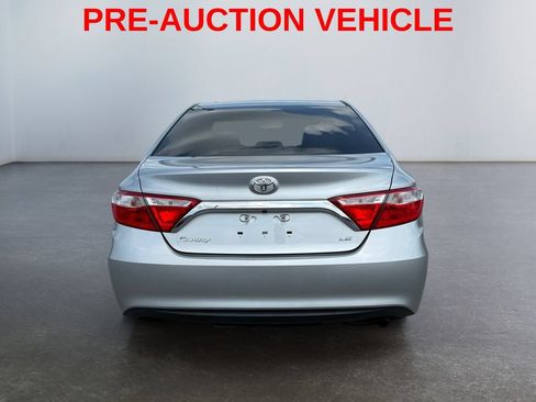 Used 2015 Toyota Camry LE FWD image 4