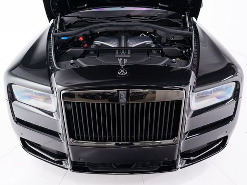 Certified 2023 Rolls-Royce Cullinan Black Badge w/ Driver's Package AWD/4WD image 55