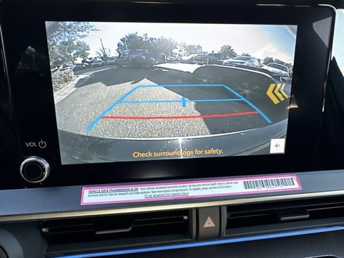 Used 2023 Toyota Prius XLE image 30