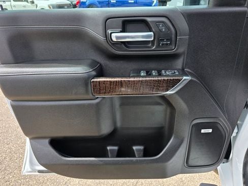 Used 2023 GMC Sierra 3500 Denali w/ Technology Package image 26