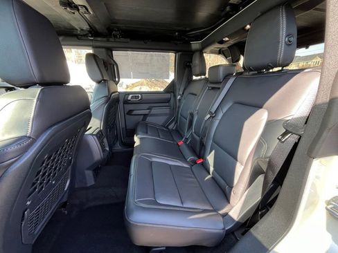 New 2025 Ford Bronco Badlands AWD/4WD image 21