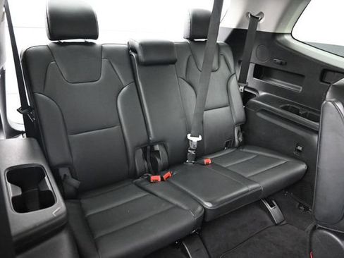 Used 2025 Kia Telluride S AWD/4WD image 25