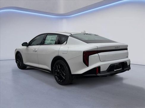 New 2025 Kia K4 GT-Line Turbo image 5