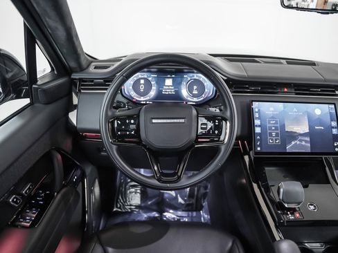 Used 2025 Land Rover Range Rover Sport Autobiography image 11