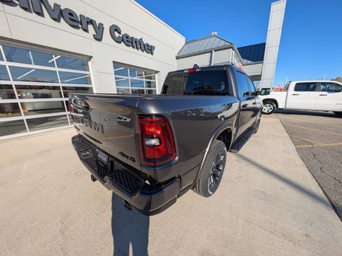New 2026 RAM 1500 4x4 Crew Cab image 5