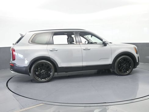 Used 2022 Kia Telluride EX w/ EX Premium Package AWD/4WD image 7