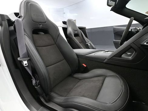 Used 2018 Chevrolet Corvette Z06 RWD image 45