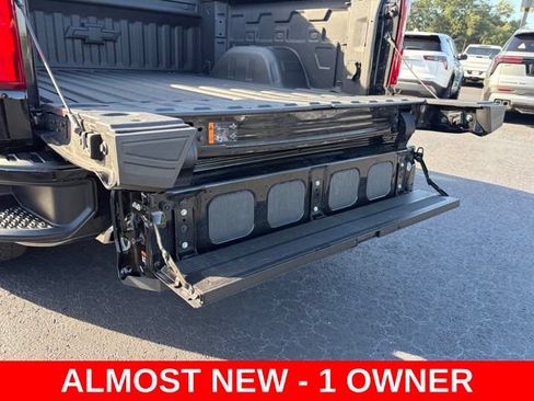 Certified 2025 Chevrolet Silverado 1500 RST AWD/4WD image 17