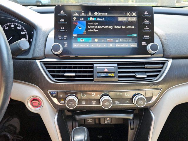 Used 2018 Honda Accord Touring image 18