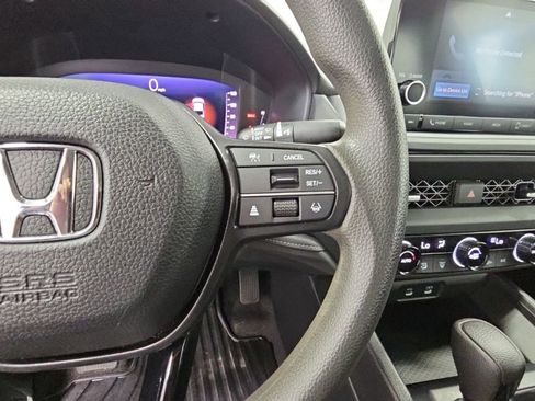 Used 2024 Honda Accord EX image 22